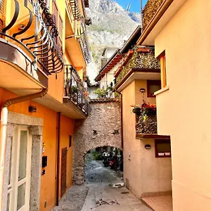 Limone Downtown Limone sul Garda